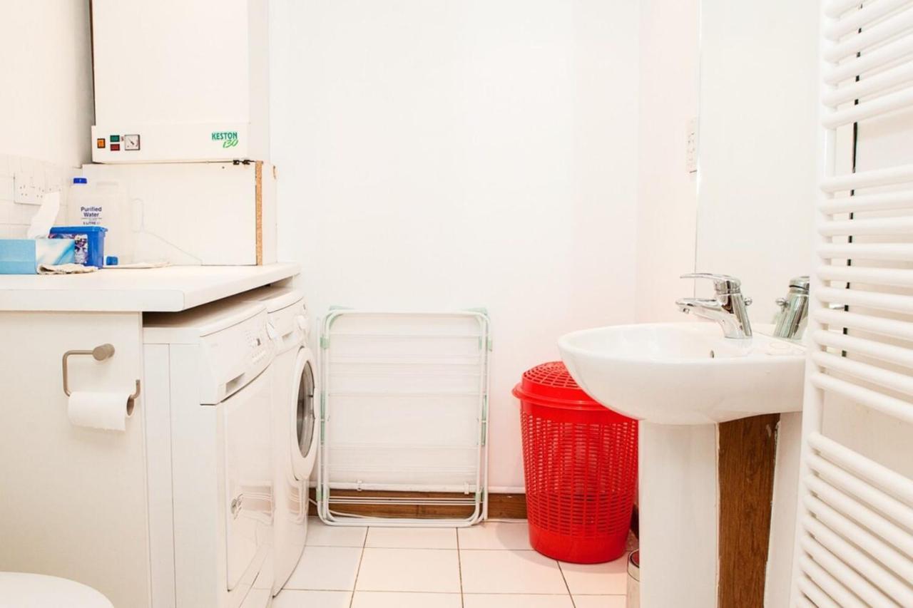 Spectacular Central 4-Bedroom Close To London Eye Ngoại thất bức ảnh